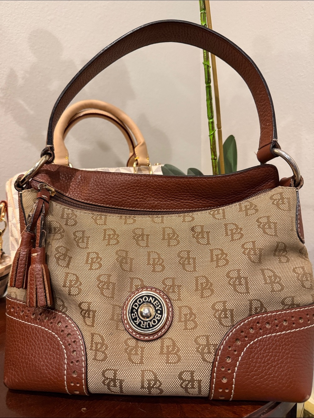 Dooney & Bourke vintage Tan Brown Logo Hobo Bag y2k hobo fall small purse